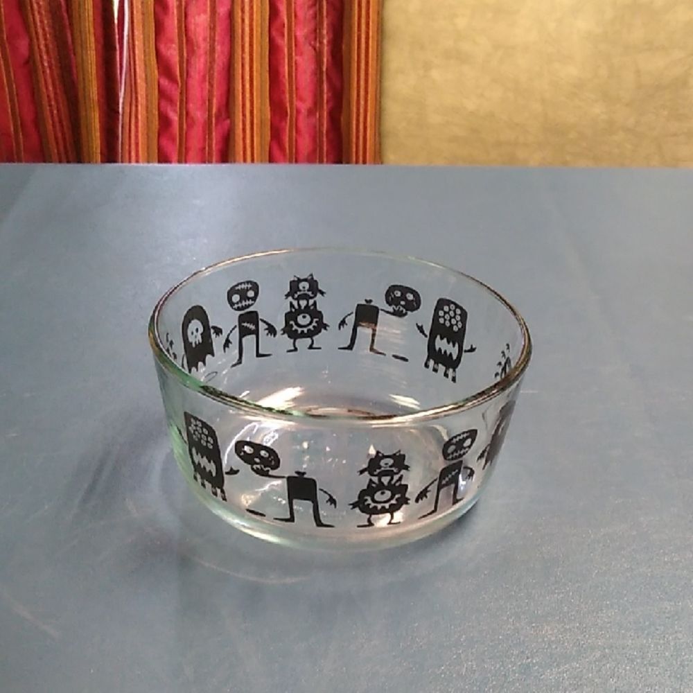 Pyrex Halloween 16 oz clear Glass Bowl with Black Monster Design